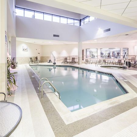 Doubletree By Hilton Boston-Андоувър Екстериор снимка