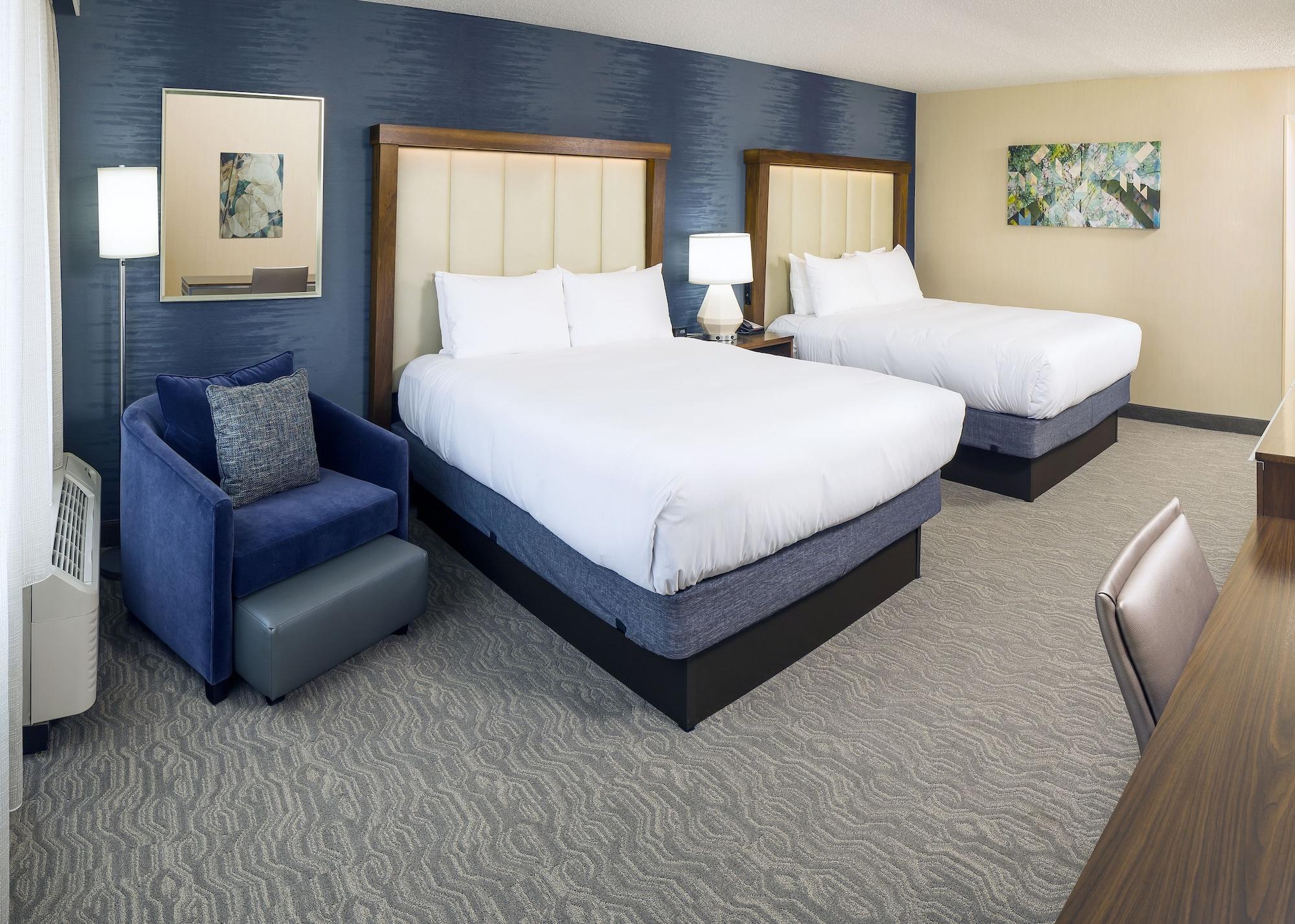 Doubletree By Hilton Boston-Андоувър Екстериор снимка