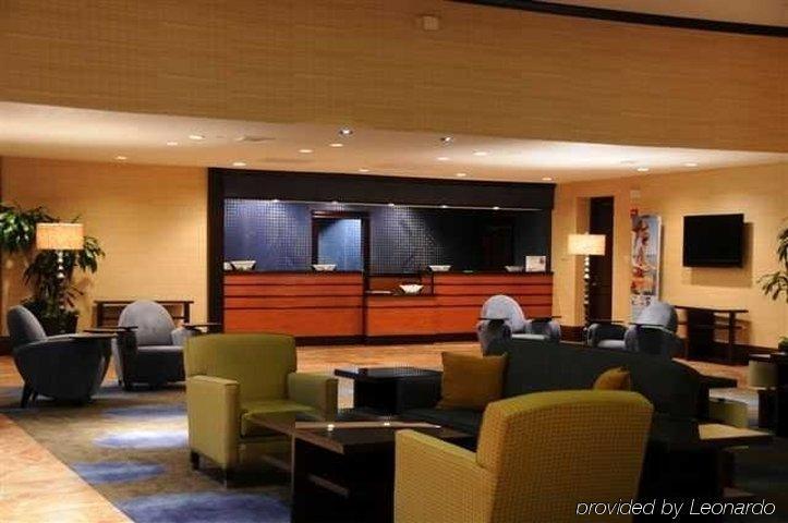 Doubletree By Hilton Boston-Андоувър Ресторант снимка