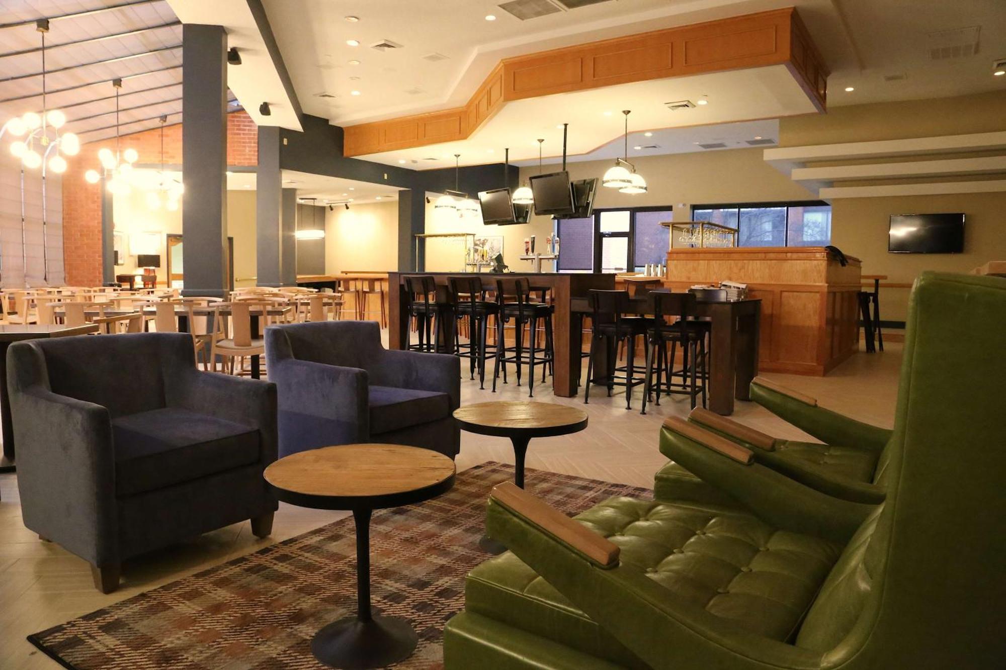 Doubletree By Hilton Boston-Андоувър Екстериор снимка