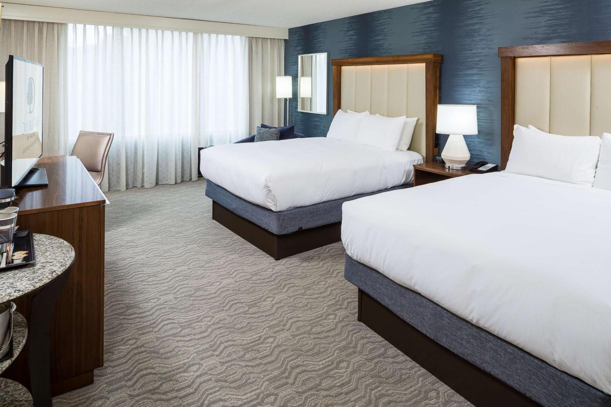 Doubletree By Hilton Boston-Андоувър Екстериор снимка