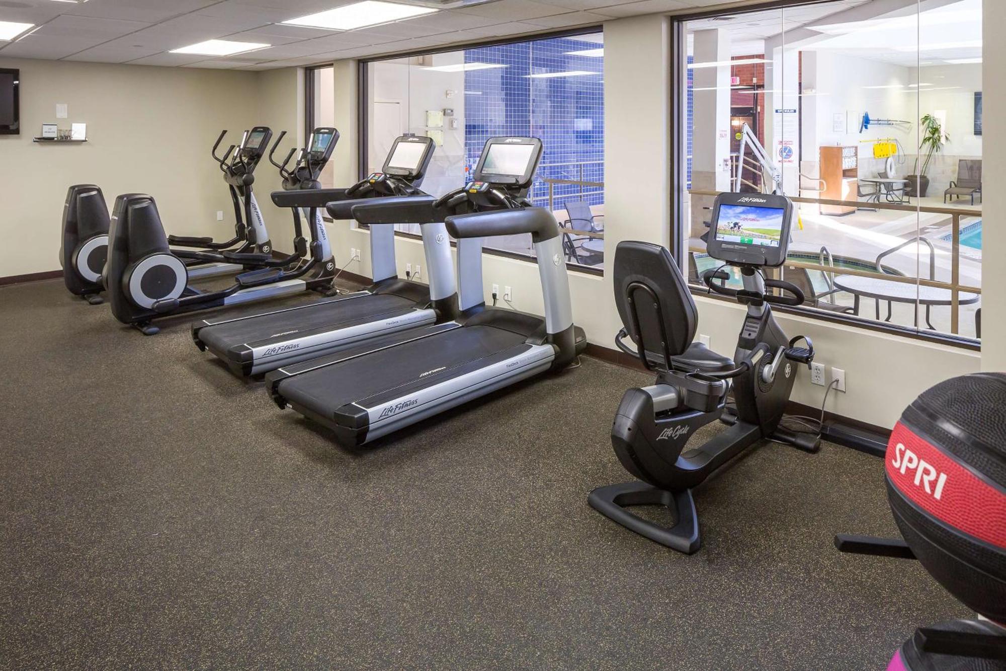 Doubletree By Hilton Boston-Андоувър Екстериор снимка