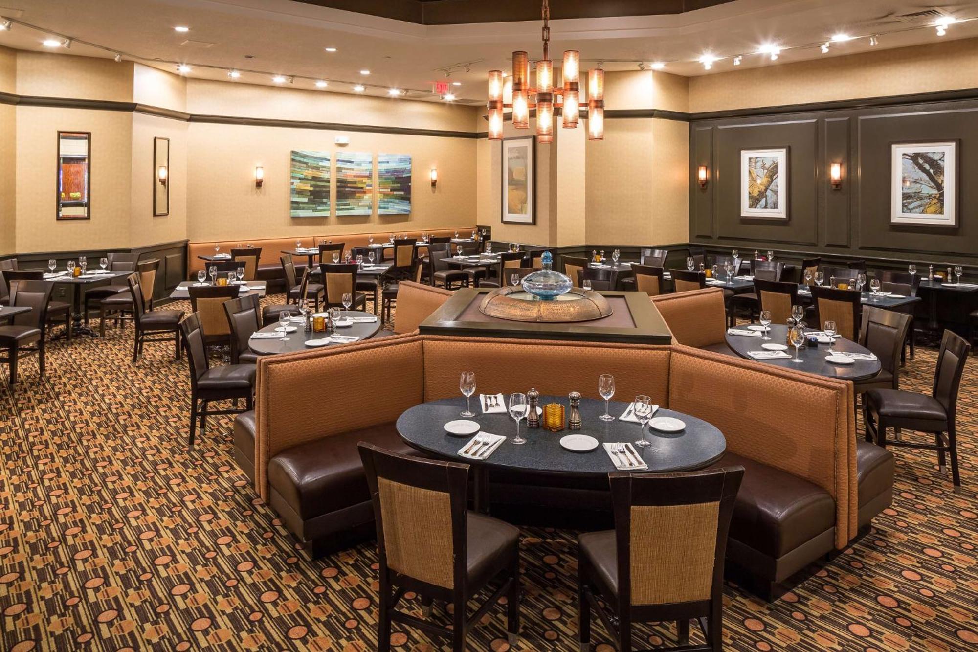 Doubletree By Hilton Boston-Андоувър Екстериор снимка