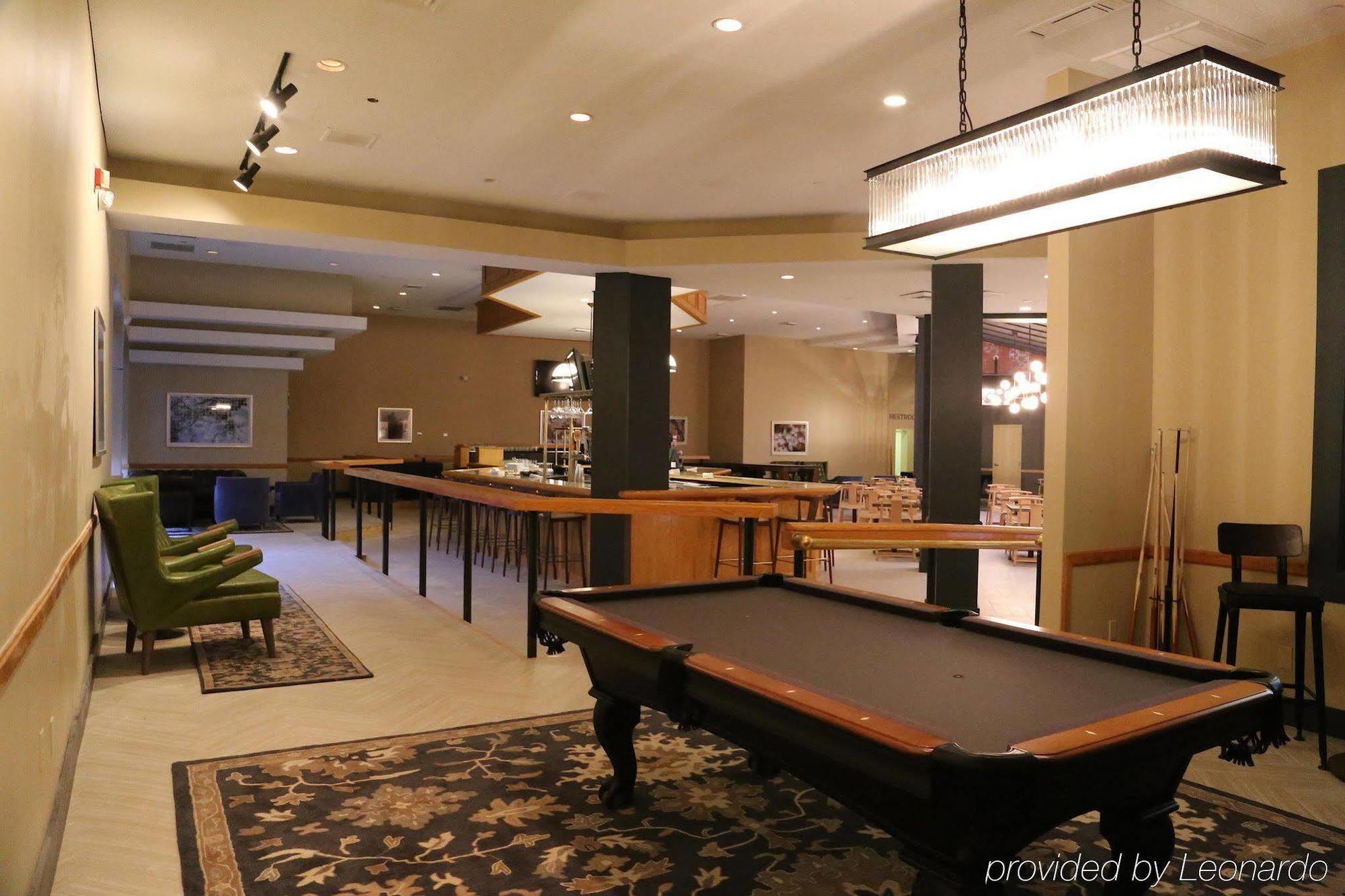 Doubletree By Hilton Boston-Андоувър Екстериор снимка